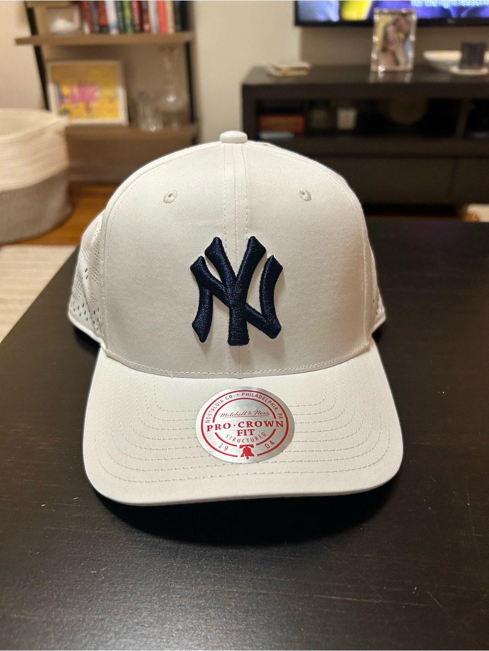 White Baseball Cap with Yankee Logo